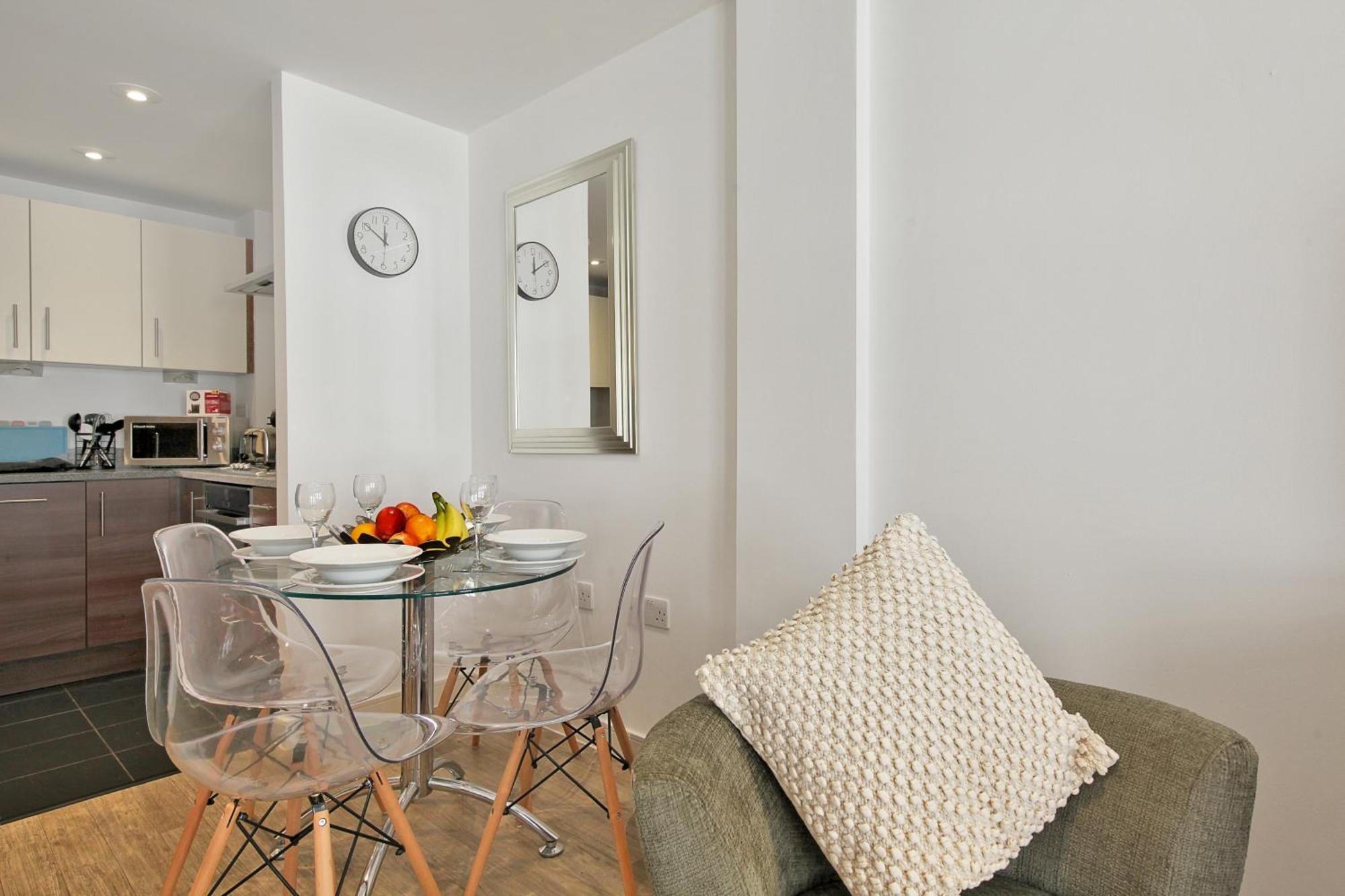2 Bed Executive Apartment Next To Liverpool Street Free Wifi By City Stay Aparts 伦敦 外观 照片