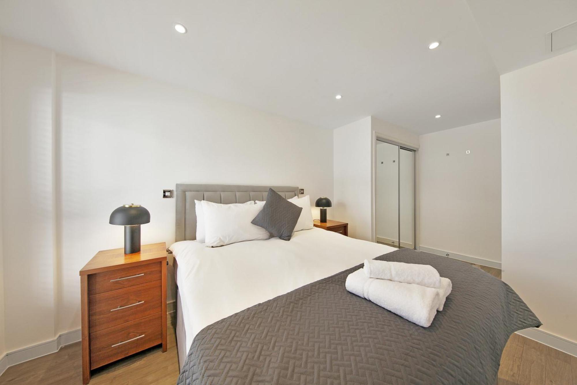2 Bed Executive Apartment Next To Liverpool Street Free Wifi By City Stay Aparts 伦敦 外观 照片